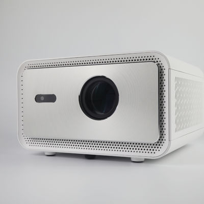 Buen precio Proyector multimedia portátil ligero con chip HiSilicon 1920x1080 en línea