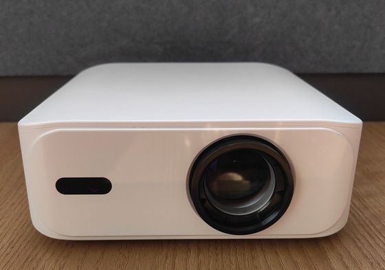 Un buen precio. Proyectores DLP de cine LCD HIFI inalámbricos 1080P HiSilicon Chip insignia en línea
