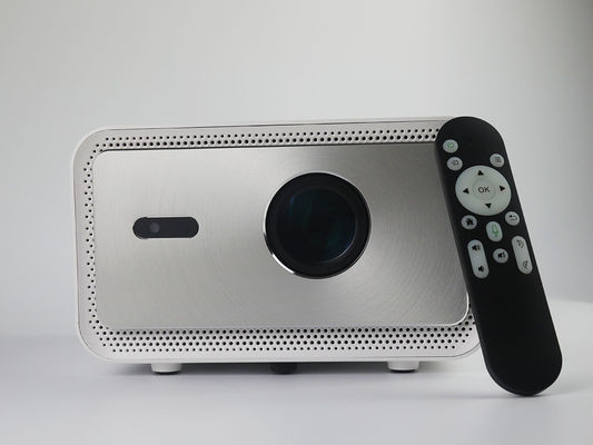 Un buen precio. Proyector láser portátil de 4k Dlp para exteriores Wifi Bluetooth 800 ANSI 4K 1080P HD en línea